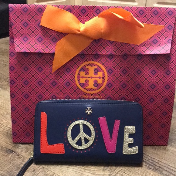 Tory Burch Handbags - NEW❣️Tory Burch Peace ZIP Continental Wallet✌🏼